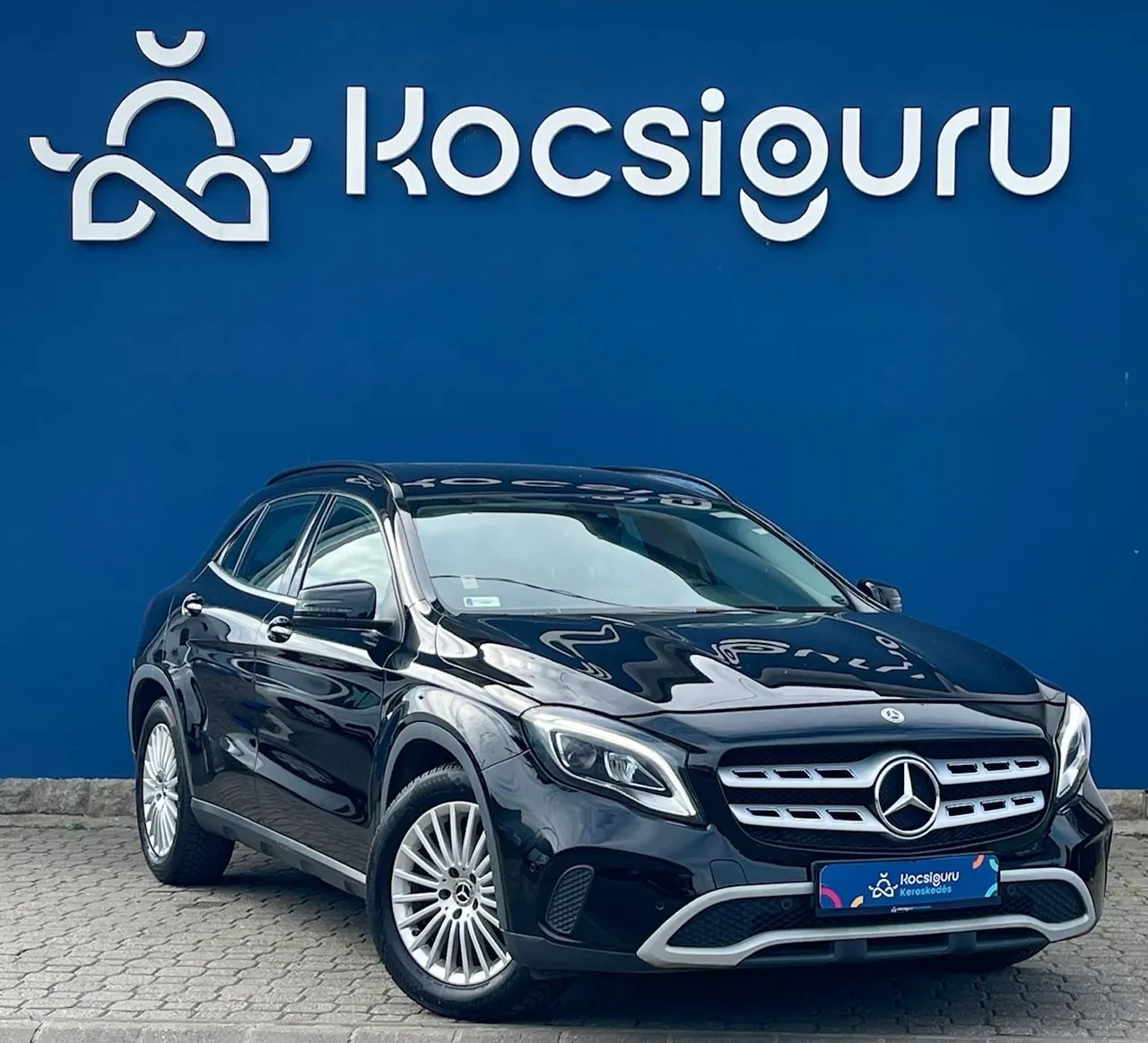 2017 MERCEDES-BENZ GLA 200 7G-DCT